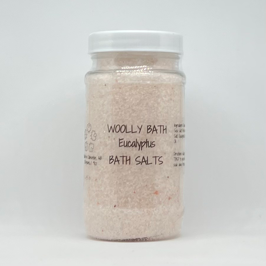 9 ounce Eucalyptus Bath Salts .
